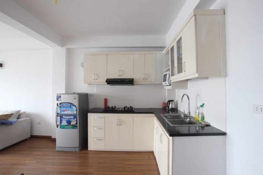 Lake view one bedroom apartment for rent on Tu Hoa street, Tay Ho, Hanoi