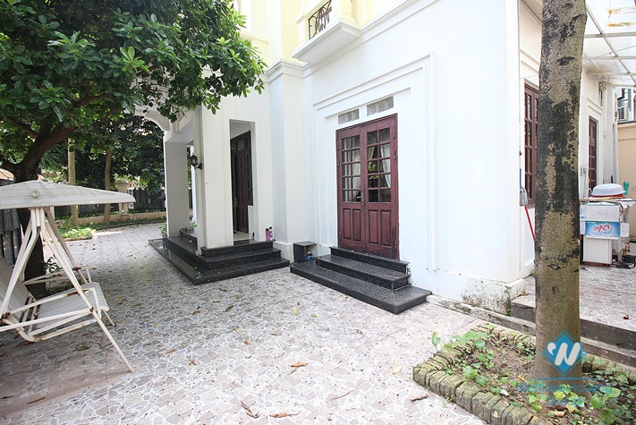 A four-bedroom villa in Ciputra, Tay Ho district with a large yard