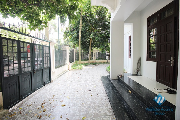 A four-bedroom villa in Ciputra, Tay Ho district with a large yard