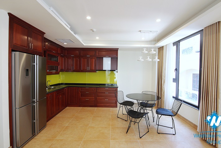 An affordable three-bedroom apt located on Dang Thai Mai, Tay Ho, Hanoi