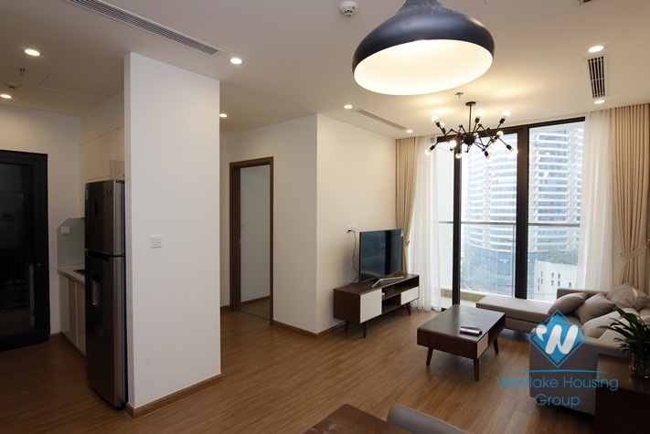 A brand new and modern 2 bedroom apartment for rent in Vinhome skylake