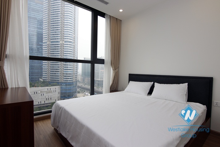 A brand new and modern 2 bedroom apartment for rent in Vinhome skylake