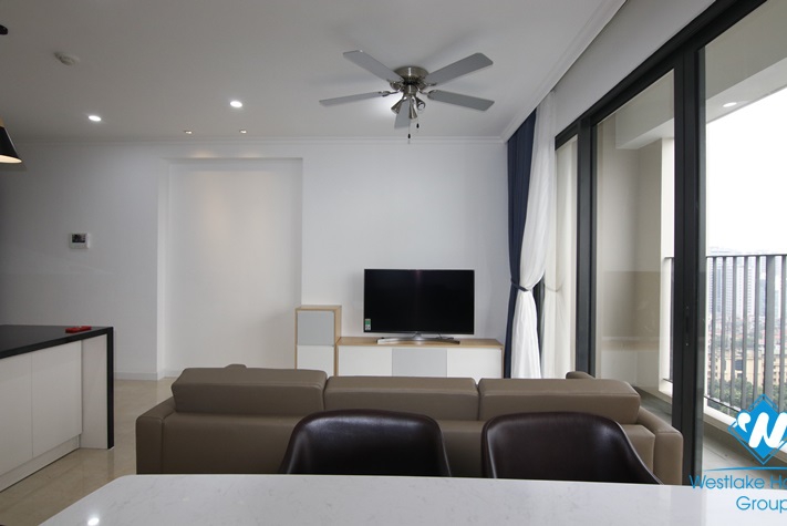 High-end three-bedroom apartment with lake view in D'capital building on Tran Duy Hung st, Cau Giay