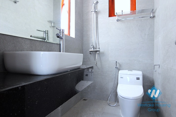 Good studio for rent Kim Ma Thuong street, Ba Dinh