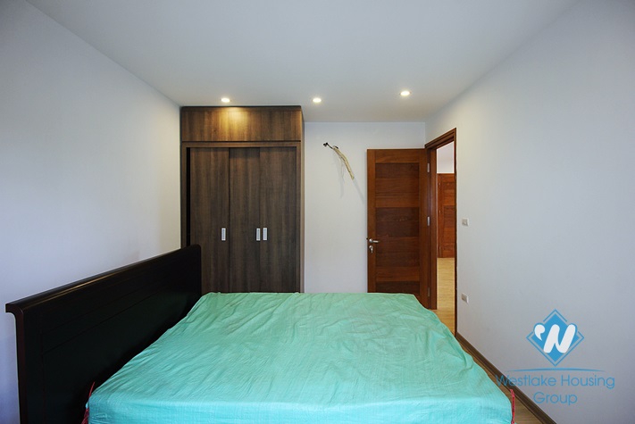 Spacious 03 bedrooms apartment with lake-view for rent on Au Co street, Tay Ho, Ha Noi