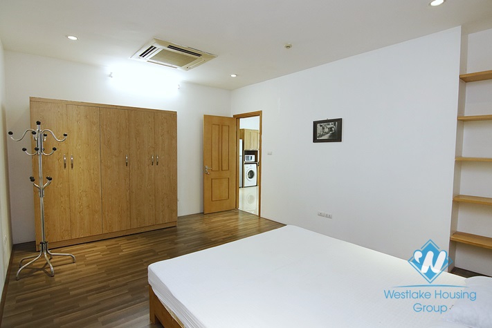 Spacious 1 bedroom apartment for rent in Thuy Khue, Ba Dinh area