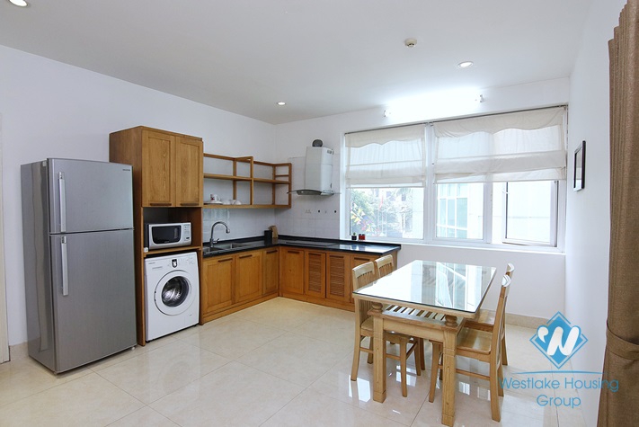 Spacious 1 bedroom apartment for rent in Thuy Khue, Ba Dinh area