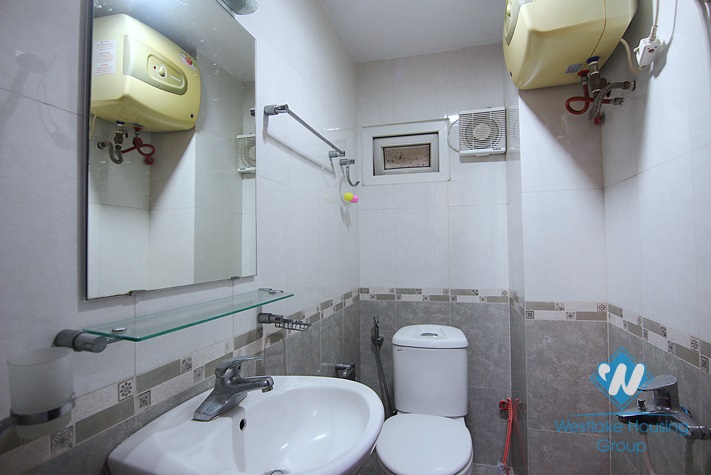 Reasonable price house for rent in Nhat Chieu st, Tay Ho