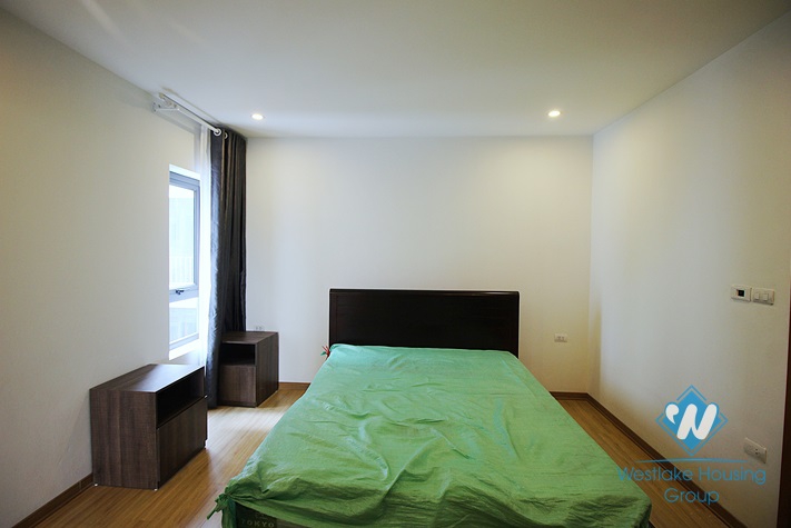 Spacious 03 bedrooms apartment with lake-view for rent on Au Co street, Tay Ho, Ha Noi