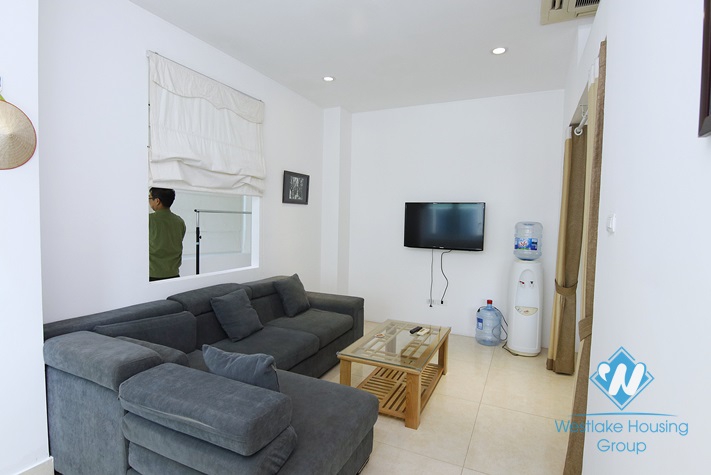 Spacious 1 bedroom apartment for rent in Thuy Khue, Ba Dinh area