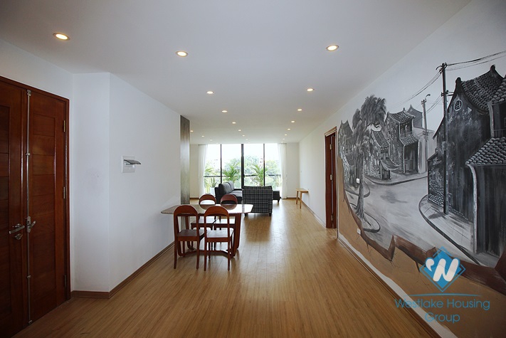 Spacious 03 bedrooms apartment with lake-view for rent on Au Co street, Tay Ho, Ha Noi
