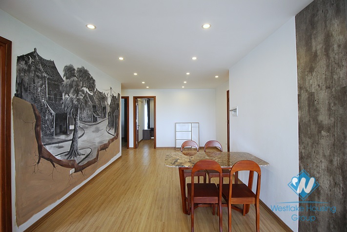 Spacious 03 bedrooms apartment with lake-view for rent on Au Co street, Tay Ho, Ha Noi