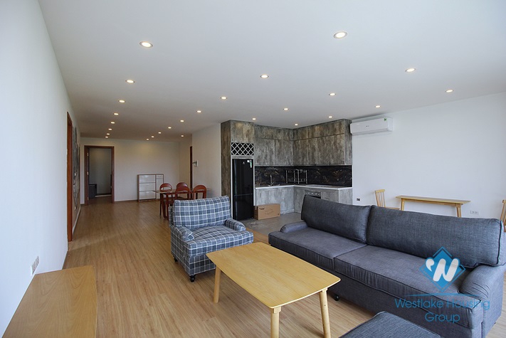 Spacious 03 bedrooms apartment with lake-view for rent on Au Co street, Tay Ho, Ha Noi