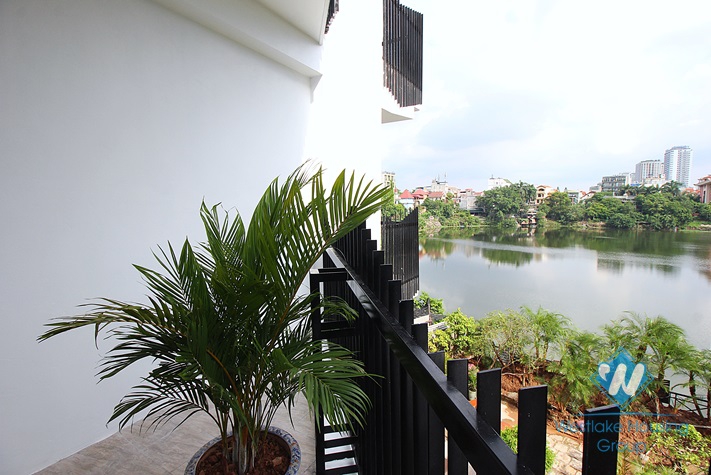 Spacious 03 bedrooms apartment with lake-view for rent on Au Co street, Tay Ho, Ha Noi
