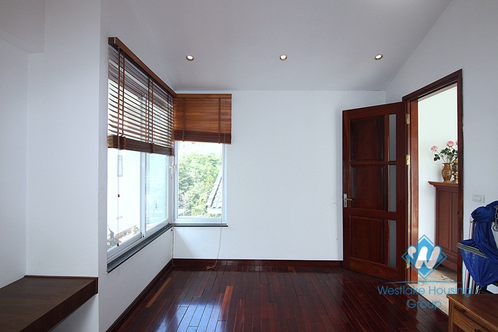 Spacious house with garden for rent in Tay Ho, Hanoi