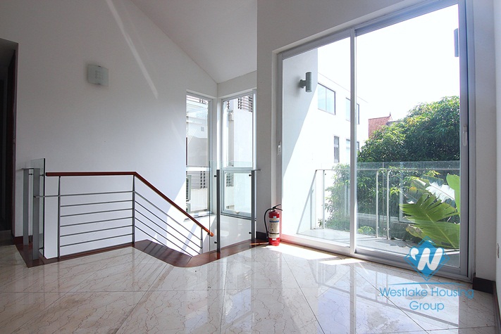 Spacious house with garden for rent in Tay Ho, Hanoi