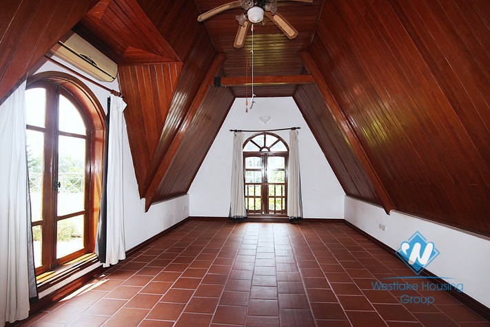 Large house for rent with large garden and swimming pool in Tay Ho, Hanoi