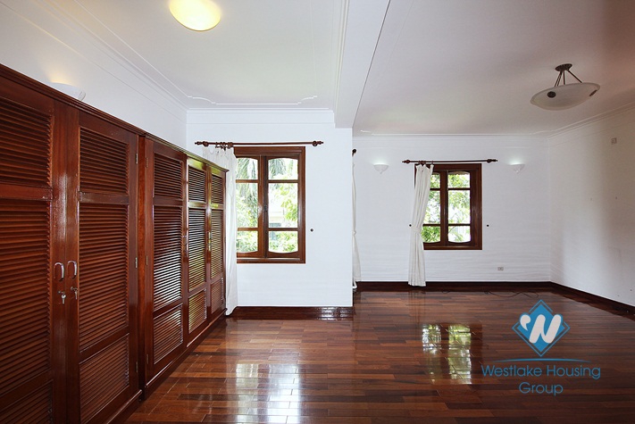 Large house for rent with large garden and swimming pool in Tay Ho, Hanoi