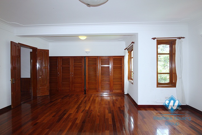 Large house for rent with large garden and swimming pool in Tay Ho, Hanoi
