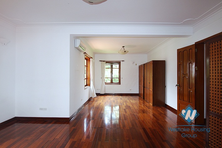 Large house for rent with large garden and swimming pool in Tay Ho, Hanoi