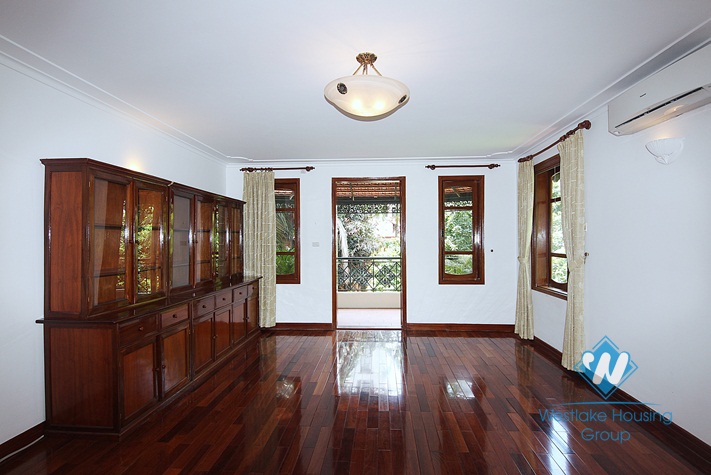 Large house for rent with large garden and swimming pool in Tay Ho, Hanoi