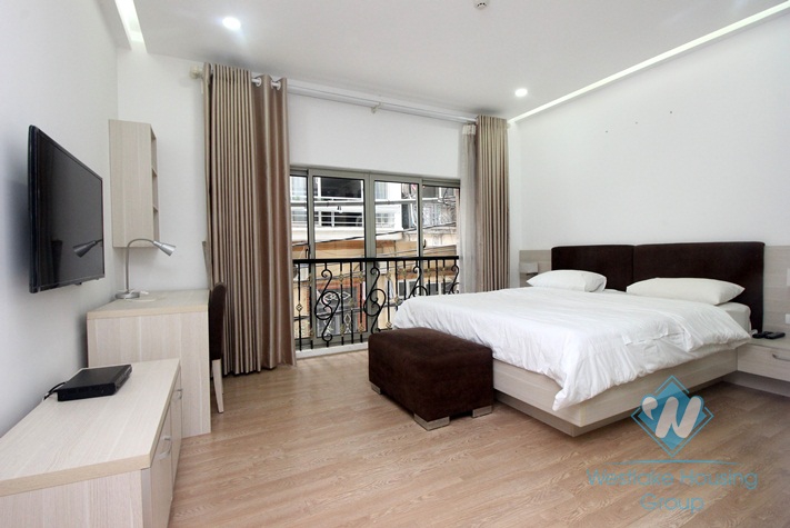 Stunning new apartment for rent in the lake of Truc Bach, Ba Dinh, Hanoi