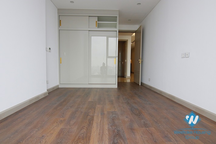 Unfurnished apartment in Sun Grand City in Thuy Khue st, Tay Ho st