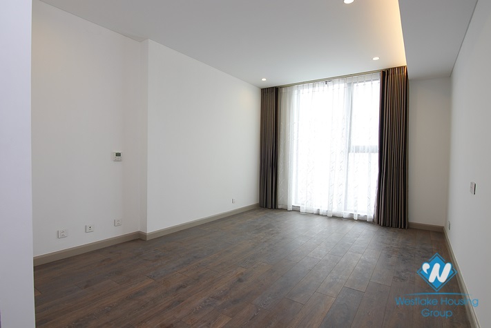 New and Unfurnished apartment in Sun Grand city, Thuy Khue, Tay Ho, Ha Noi