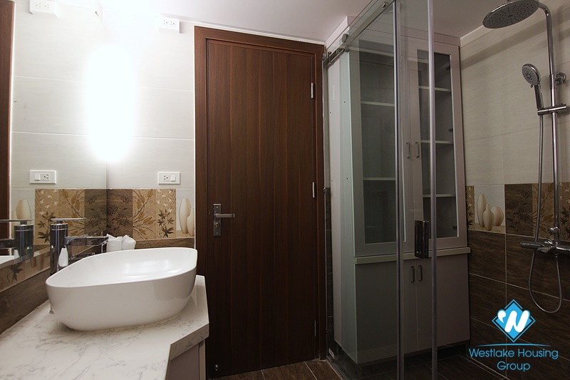 Bright and spacious 3 bedrooms apt for rent in D'. Le Roi Soleil, central Westlake, Hanoi