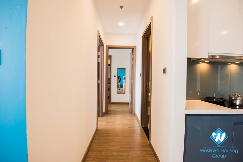 Highfloor open plan living room 2 bedrooms apt for rent in Vinhomes METROPOLIS