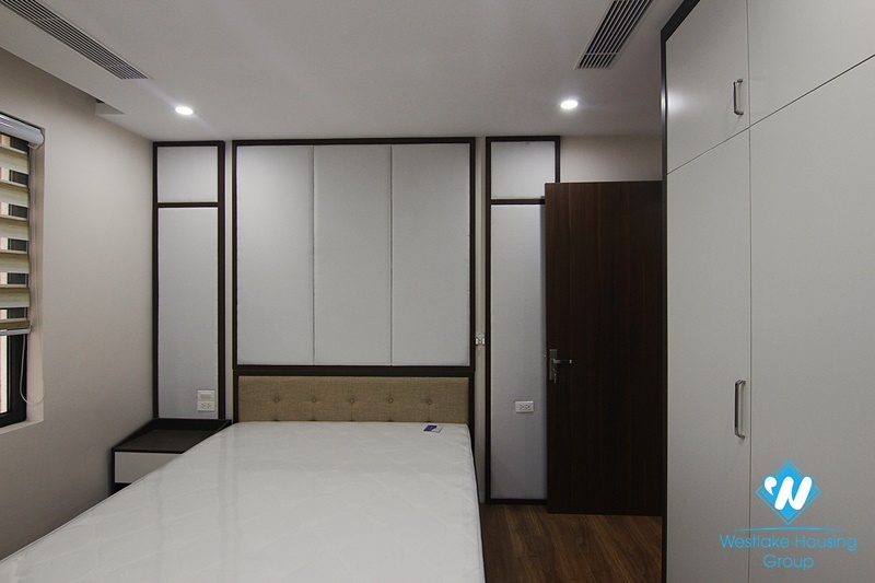 Bright and spacious 3 bedrooms apt for rent in D'. Le Roi Soleil, central Westlake, Hanoi