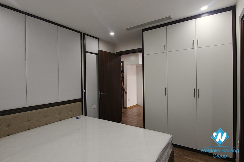 Bright and spacious 3 bedrooms apt for rent in D'. Le Roi Soleil, central Westlake, Hanoi