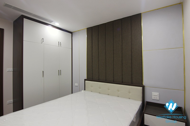 Bright and spacious 3 bedrooms apt for rent in D'. Le Roi Soleil, central Westlake, Hanoi