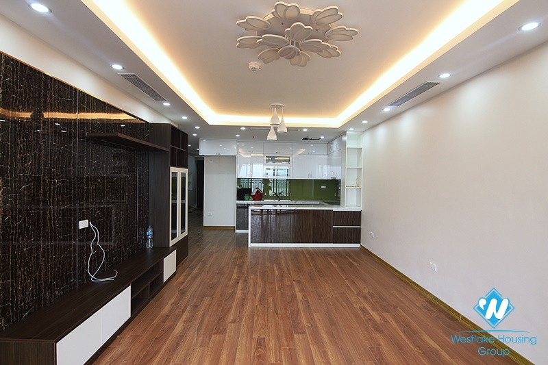 Bright and spacious 3 bedrooms apt for rent in D'. Le Roi Soleil, central Westlake, Hanoi