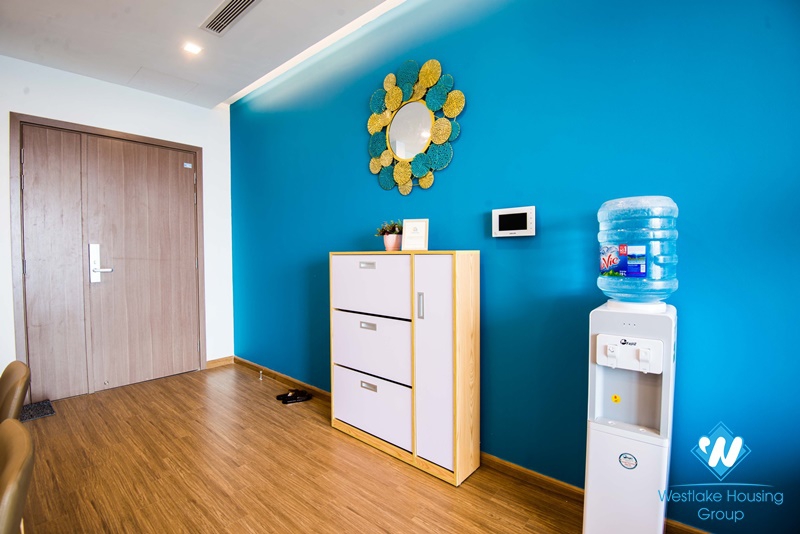 Highfloor open plan living room 2 bedrooms apt for rent in Vinhomes METROPOLIS