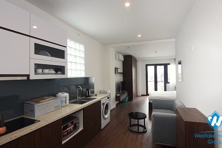 A cheap price apartment for rent on Xuan Dieu area, Tay Ho, Ha Noi