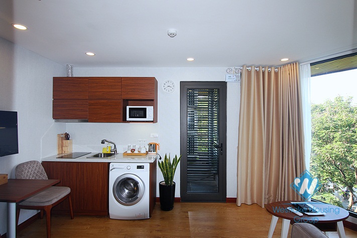 A brand new studio with lake view for rent in Trich Sai, Tay ho