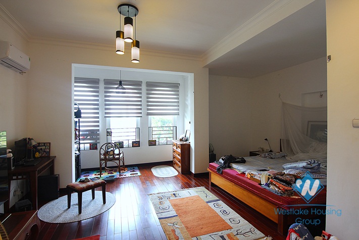 A big house for rent with 4 bedroom in Au co, Tay ho