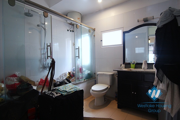 A big house for rent with 4 bedroom in Au co, Tay ho