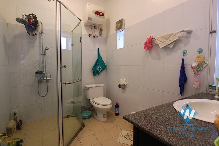 A big house for rent with 4 bedroom in Au co, Tay ho