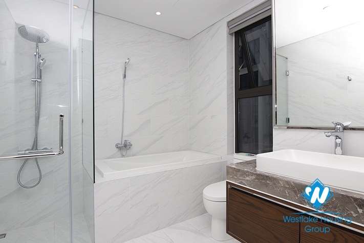 A nice 3 bedroom apartment for rent in Sun Grand City Luong Yen