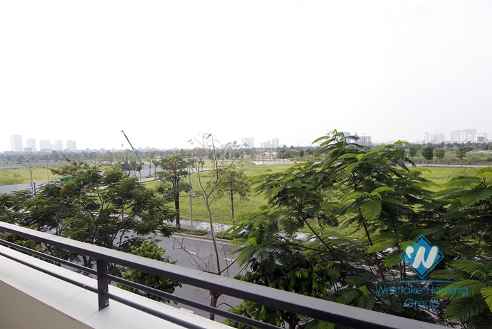 A big vila for rent in Starlake, Tay ho, Ha noi