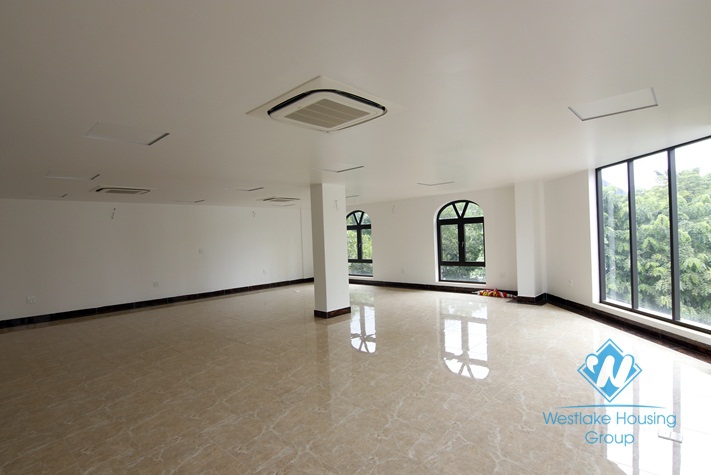 A brand new office for rent in Cau giay, Ha noi