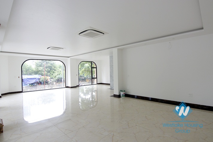 A brand new office for rent in Cau giay, Ha noi