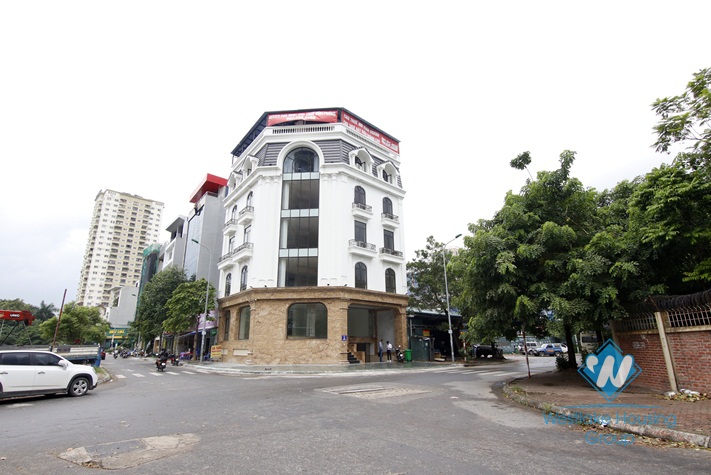 A brand new office for rent in Cau giay, Ha noi
