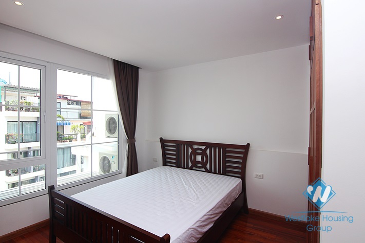 Brand new 3 bedrooms apartment for rent in Tu Hoa, Tay Ho area