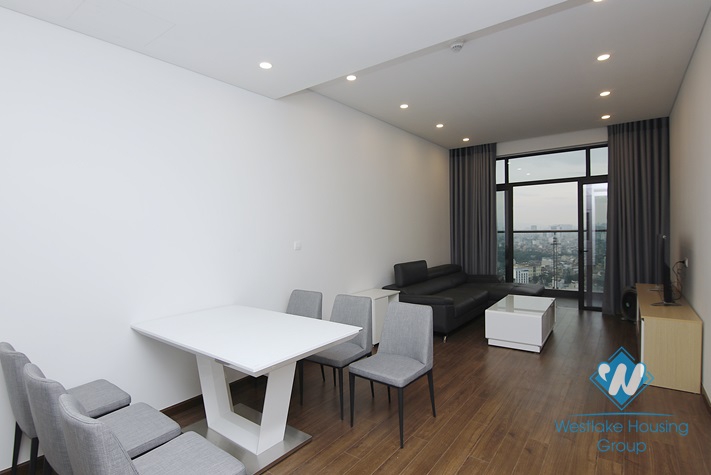 High floor 2 bedrooms apartment for rent in Sun Grand City Ancora, Luong Yen, Hai Ba Trung