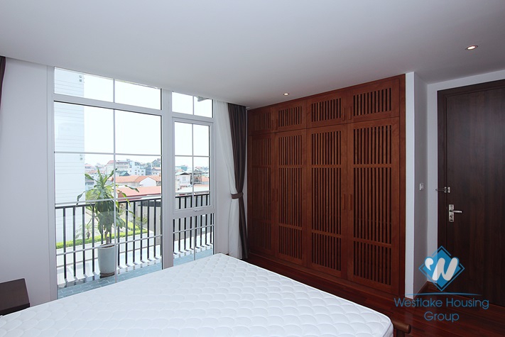Brand new 3 bedrooms apartment for rent in Tu Hoa, Tay Ho area