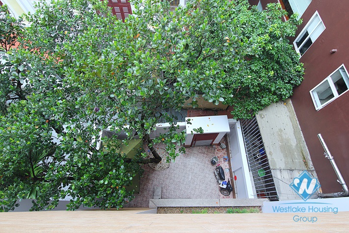 Morden 2 bedrooms house for rent in Dang Thai Mai, Tay Ho area