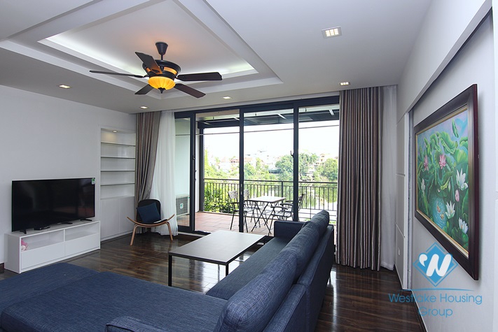 A 4 bedroom apartment with lake view in Tay Ho, Ha Noi